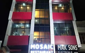 Mosaic Hotel Gonda