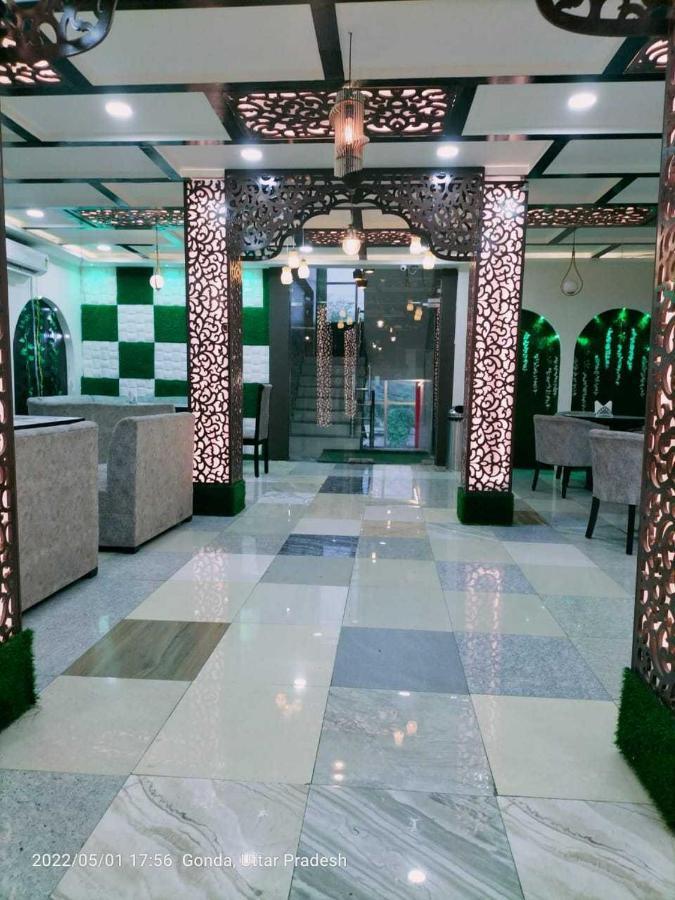 Oyo Mosaic Hotel And Restaurant Gonda Exterior photo